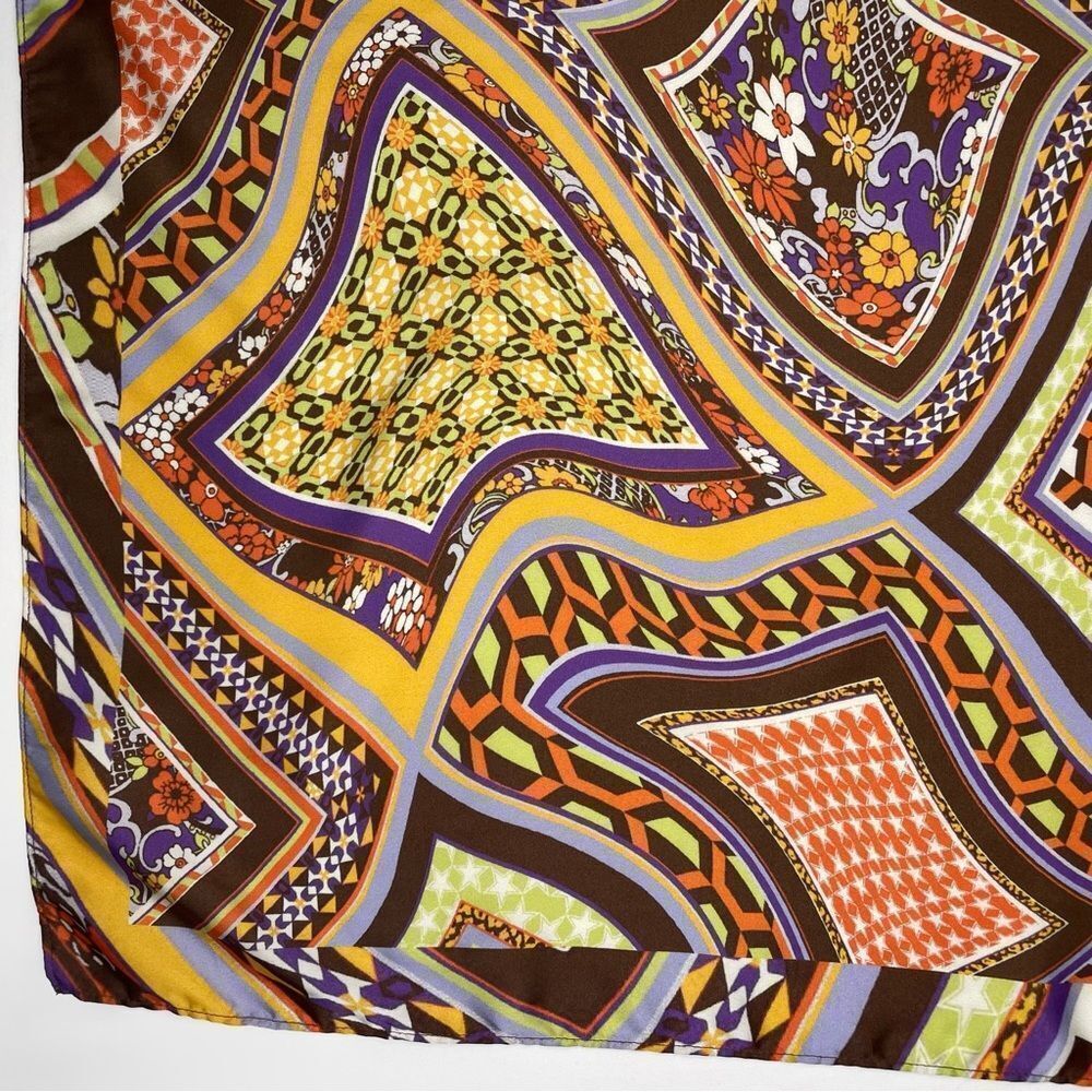 Urban Outfitters 70’s Psychedelic Floral Paisley Satin Square Scarf 29” x 29" - Picture 5 of 10